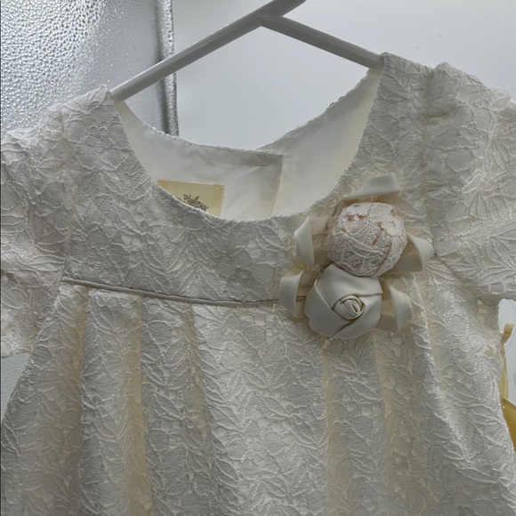 Laura Ashley Ivory Floral Lace Dress - Picture 2 of 13